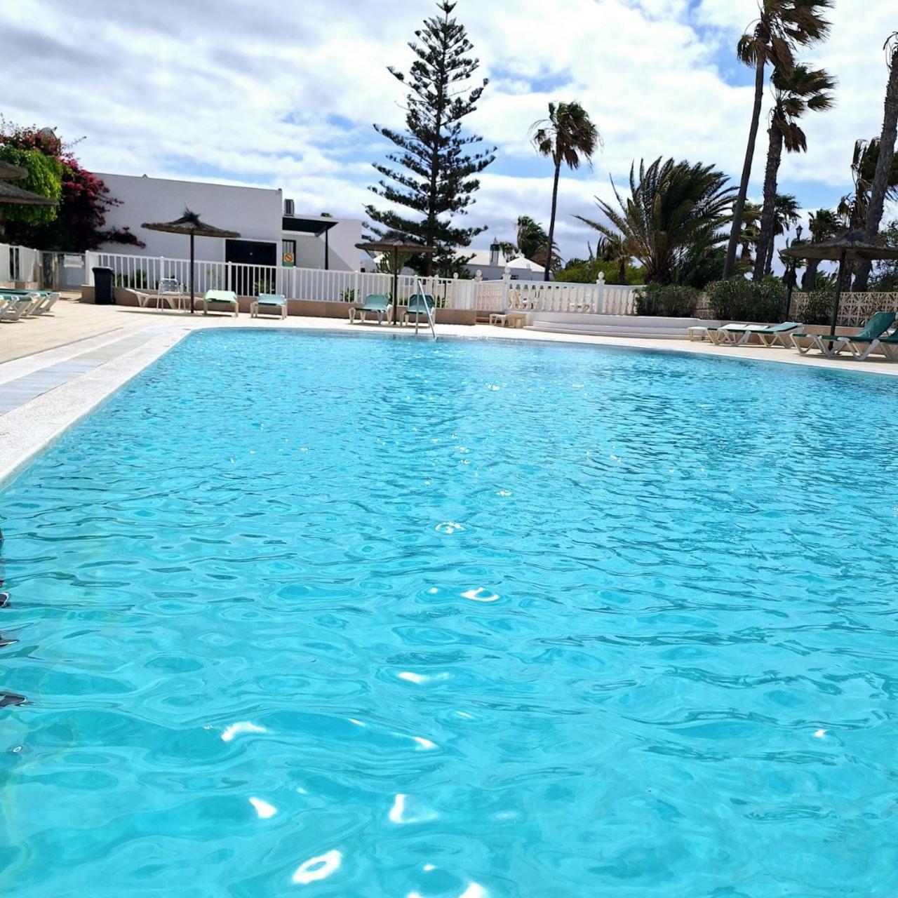 Apartamento Club Valena, Puerto Del Carmen, Lanzarote Tías Extérieur photo