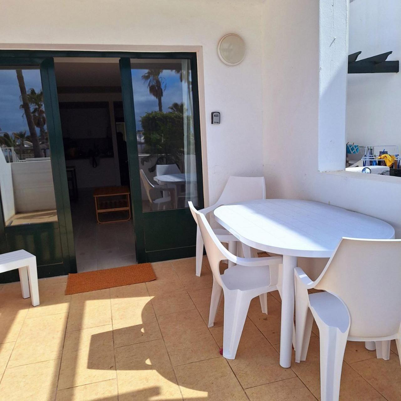 Apartamento Club Valena, Puerto Del Carmen, Lanzarote Tías Extérieur photo