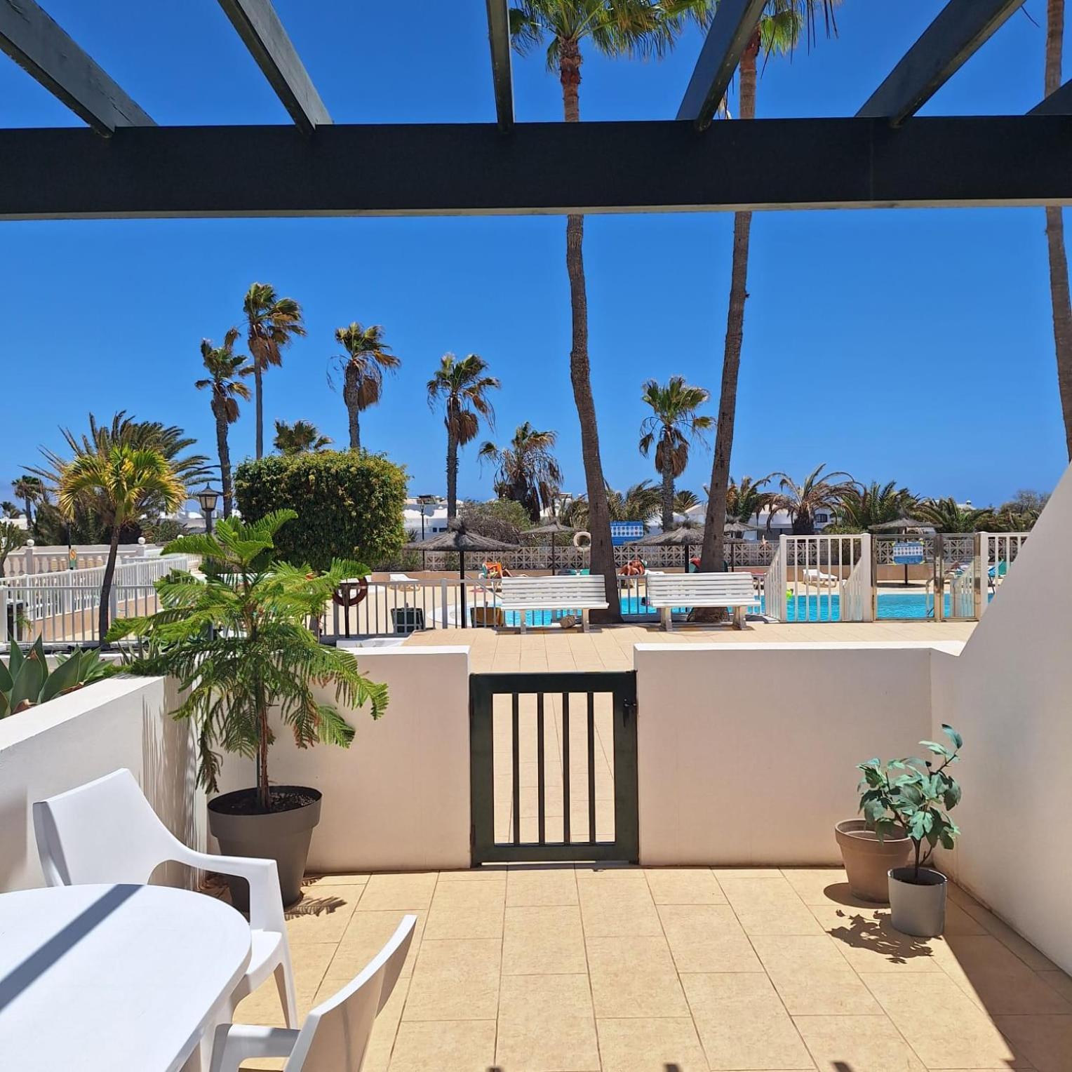 Apartamento Club Valena, Puerto Del Carmen, Lanzarote Tías Extérieur photo